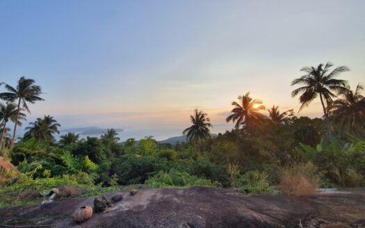 Mountain hill top plot with sea view, 30 Rai